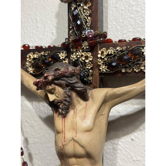 Vintage Wooden Crucifix  Rosary Beads & Jesus Figure READ SEE - Picture 4 of 11